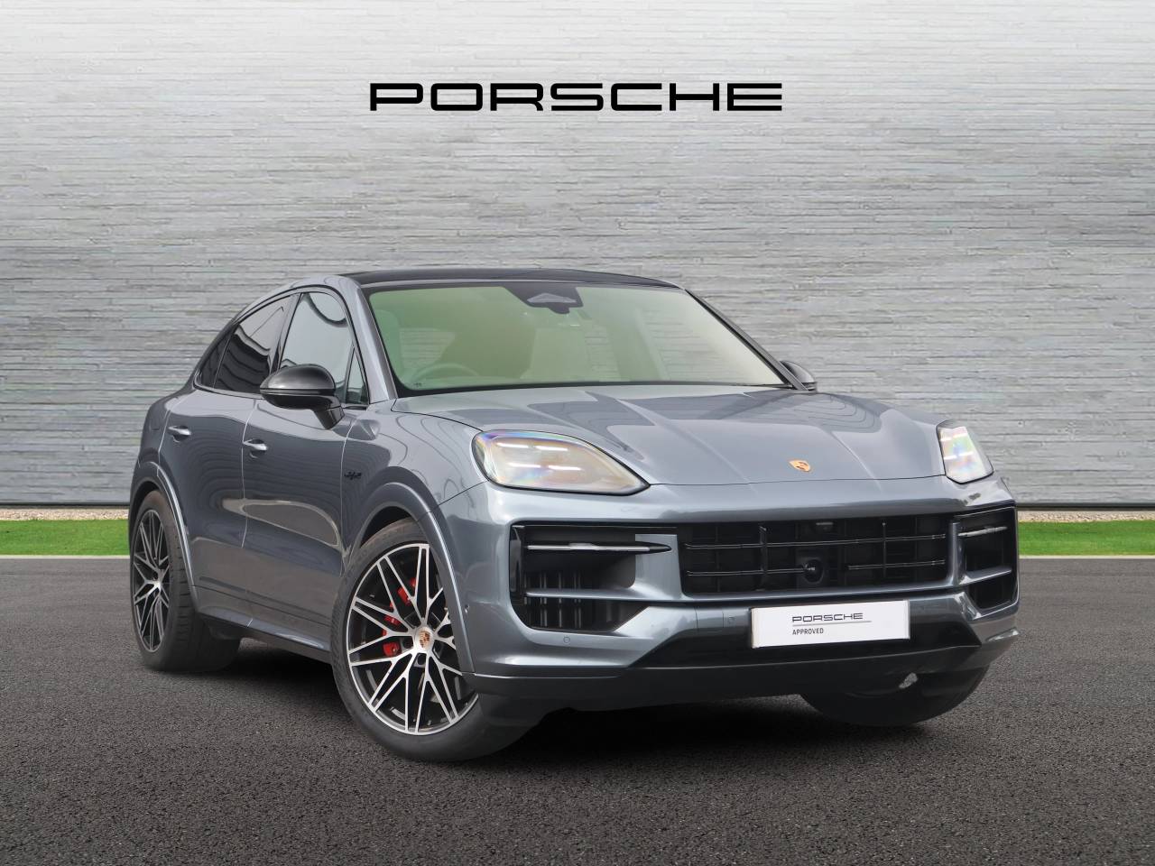 Main listing image - Porsche Cayenne