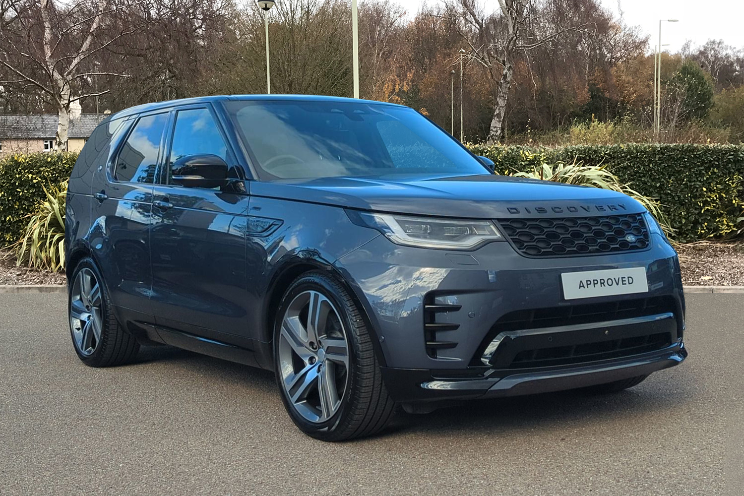 Main listing image - Land Rover Discovery