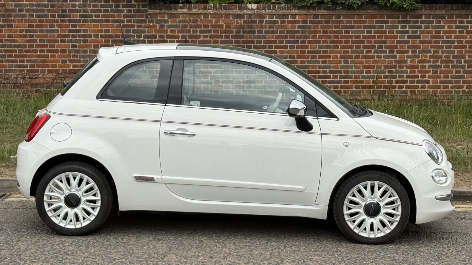 Main listing image - Fiat 500