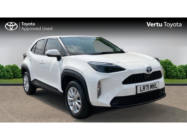 Main listing image - Toyota Yaris Cross