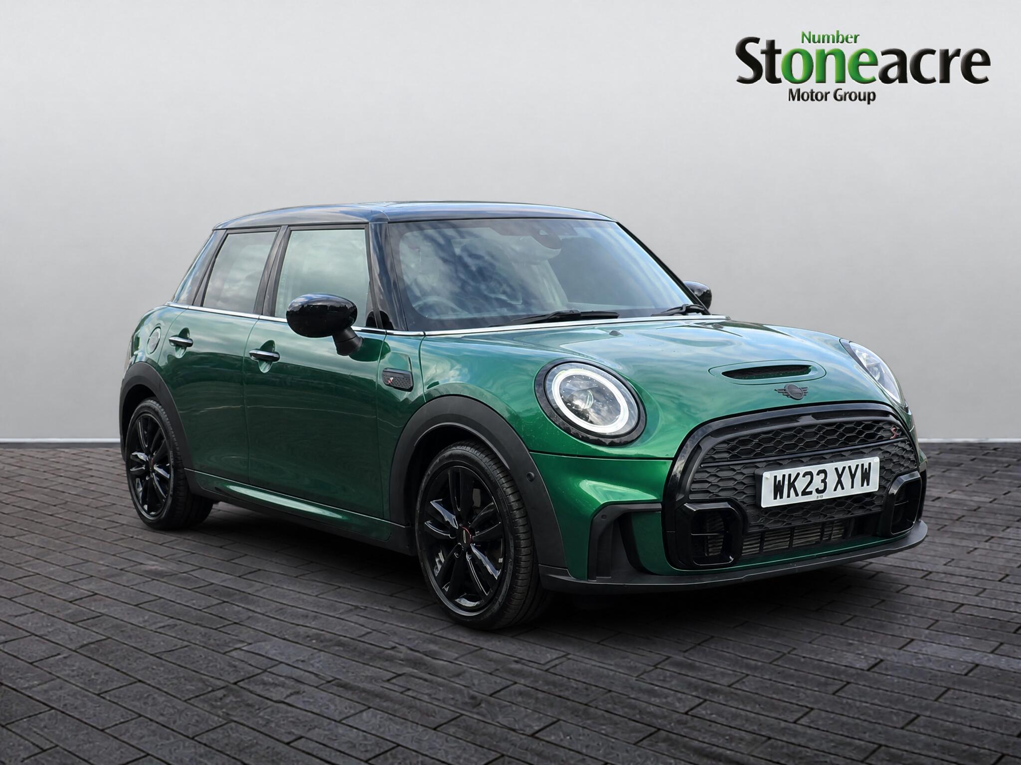Main listing image - MINI Hatchback