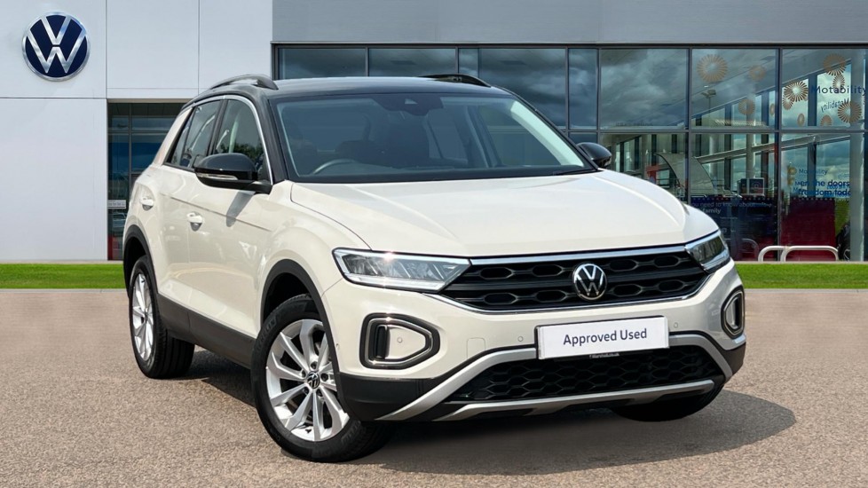 Main listing image - Volkswagen T-Roc