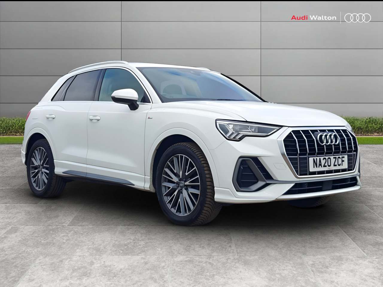 Main listing image - Audi Q3