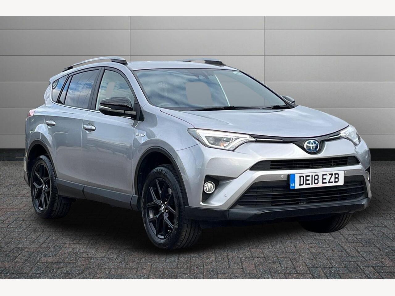 Main listing image - Toyota RAV4