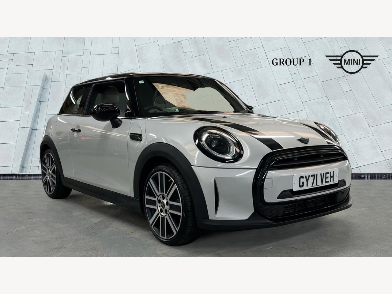 Main listing image - MINI Hatchback
