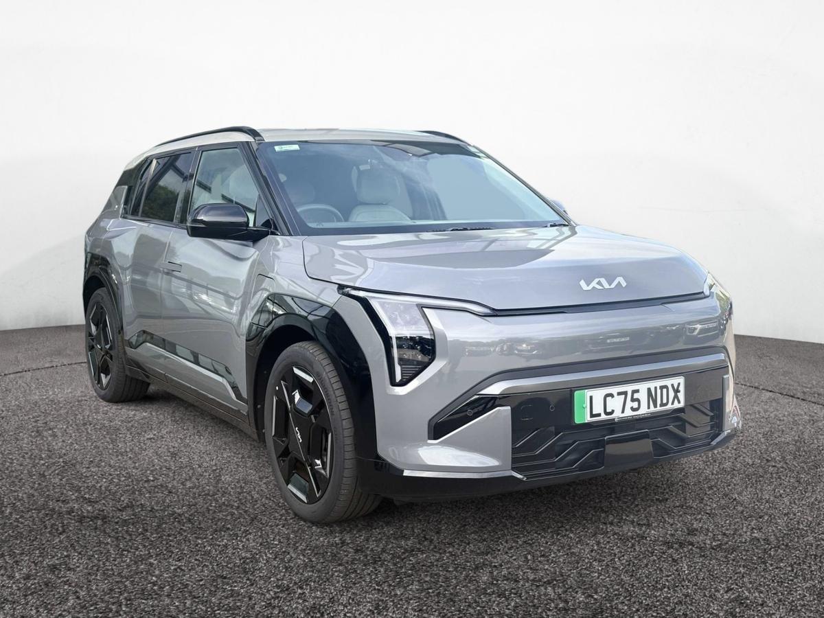 Main listing image - Kia EV3