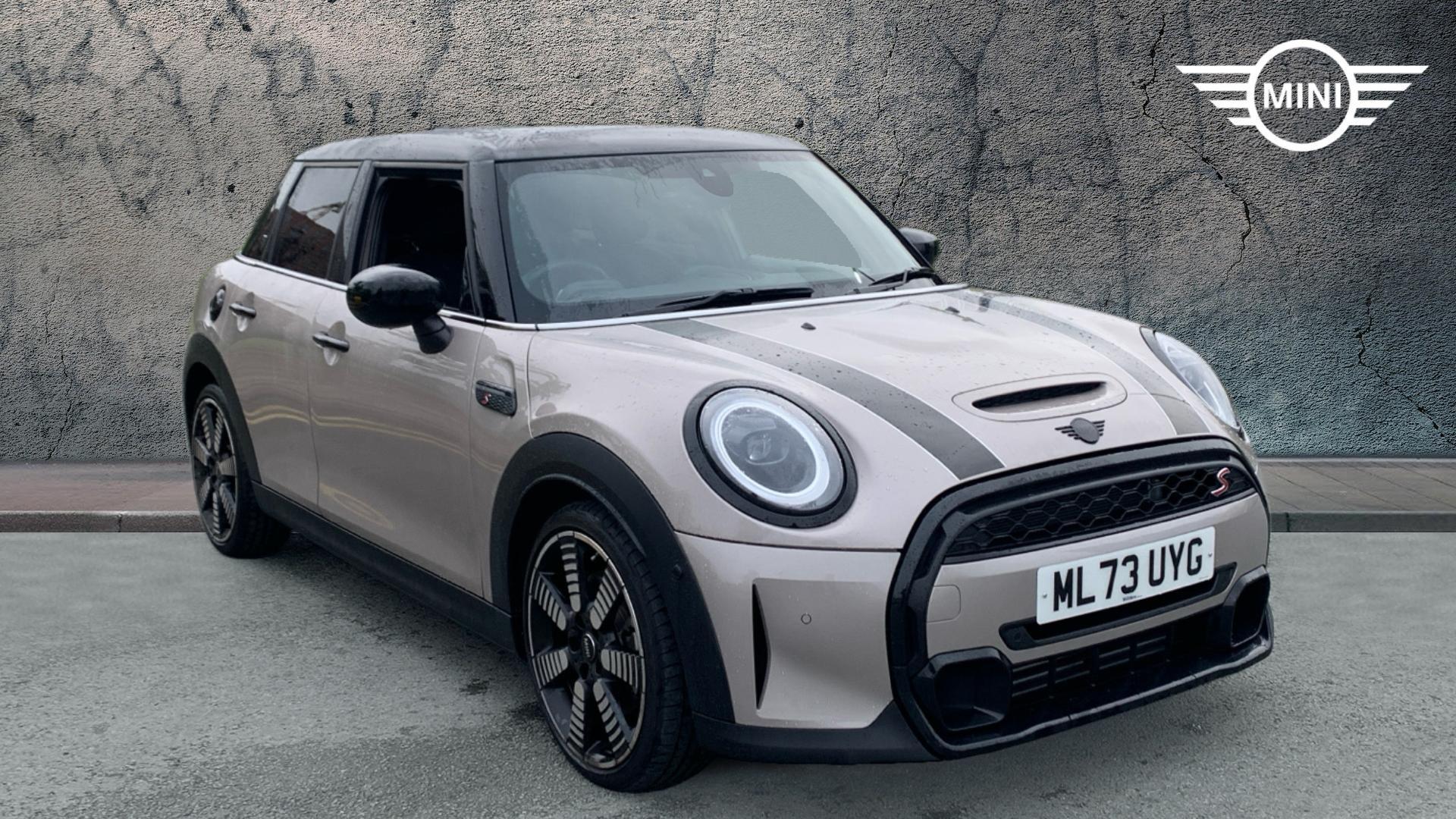 Main listing image - MINI Hatchback 5dr