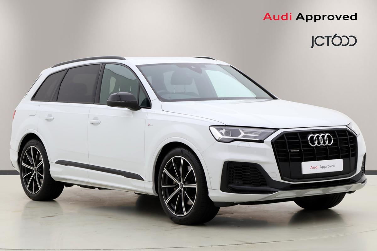 Main listing image - Audi Q7