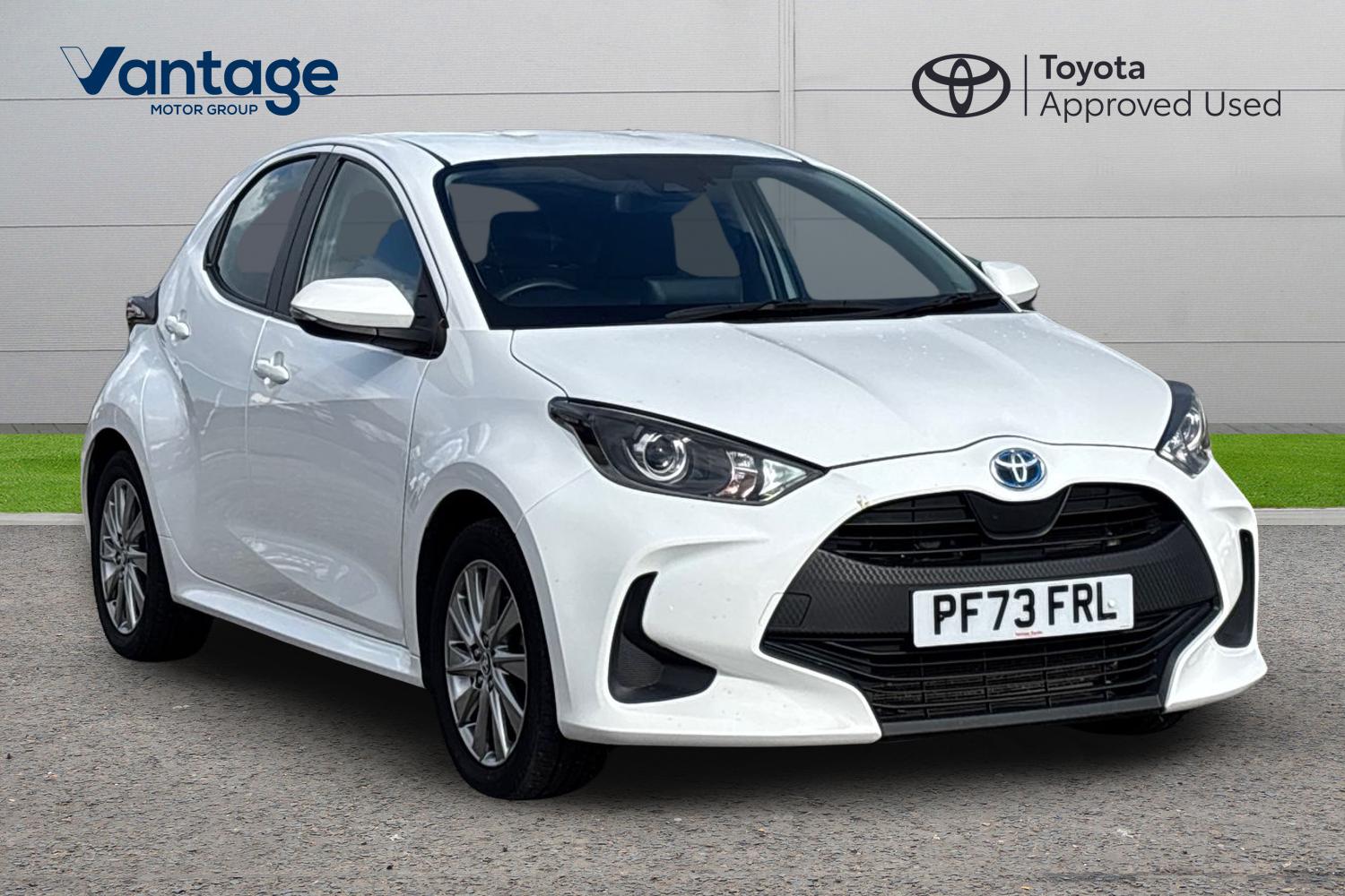 Main listing image - Toyota Yaris