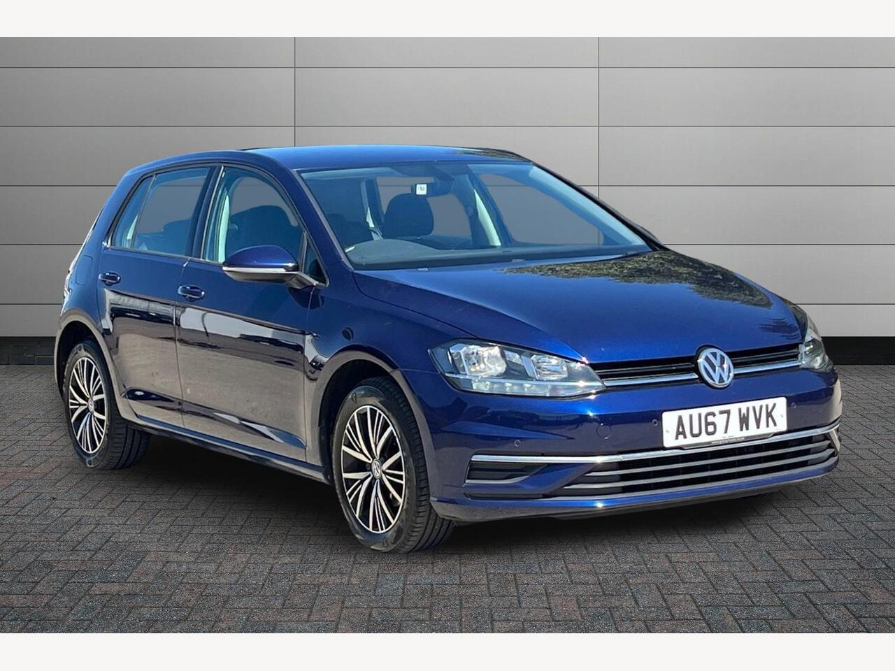 Main listing image - Volkswagen Golf