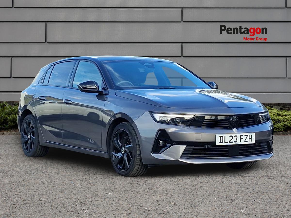 Main listing image - Vauxhall Astra