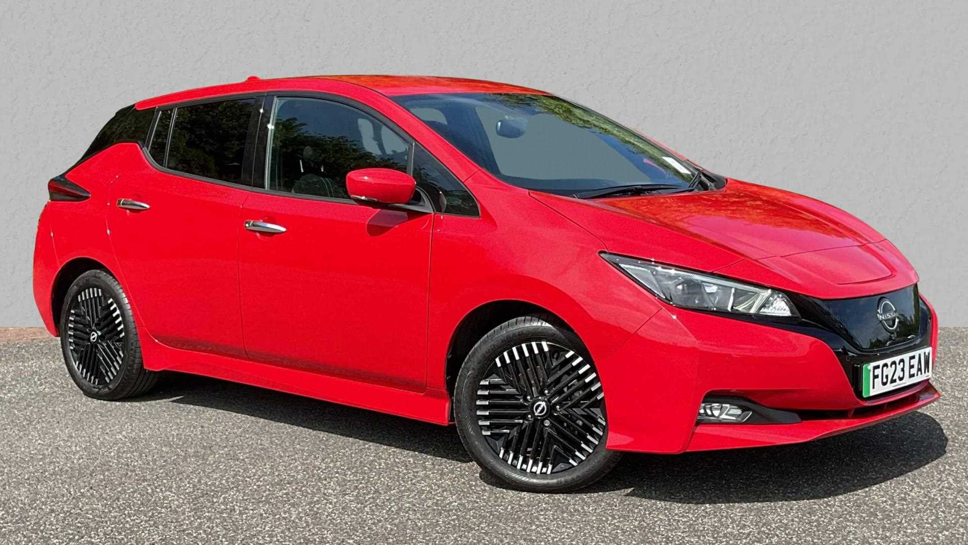 Main listing image - Nissan Leaf