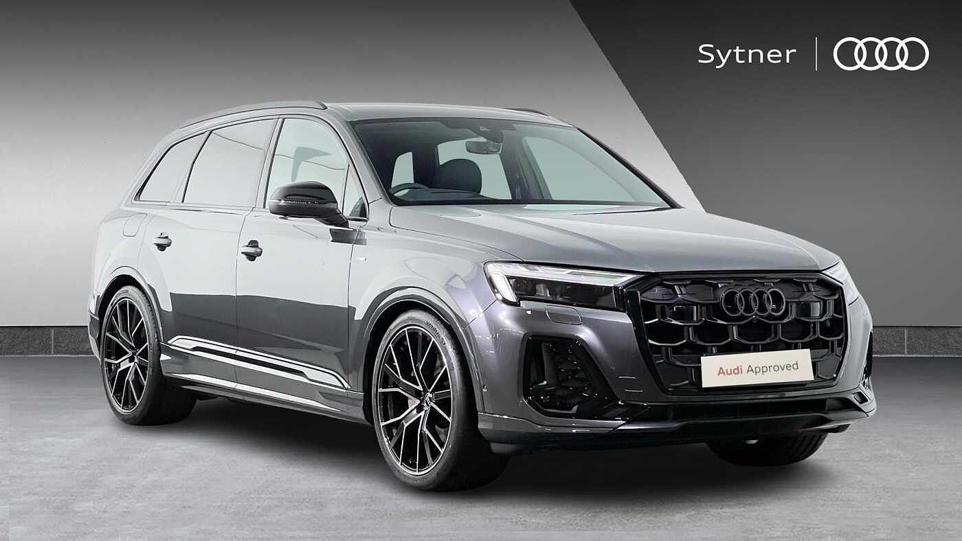 Main listing image - Audi Q7