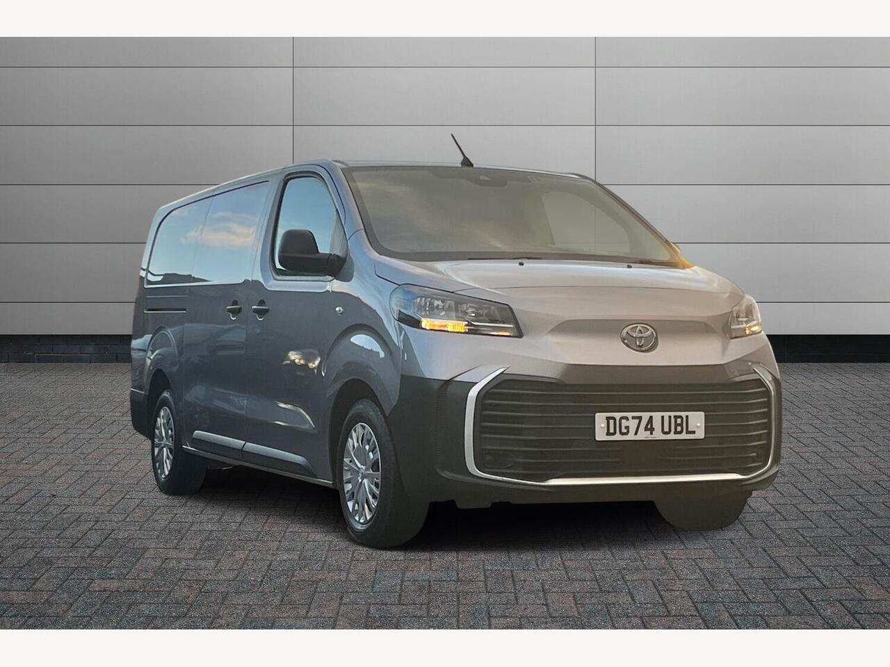 Main listing image - Toyota Proace