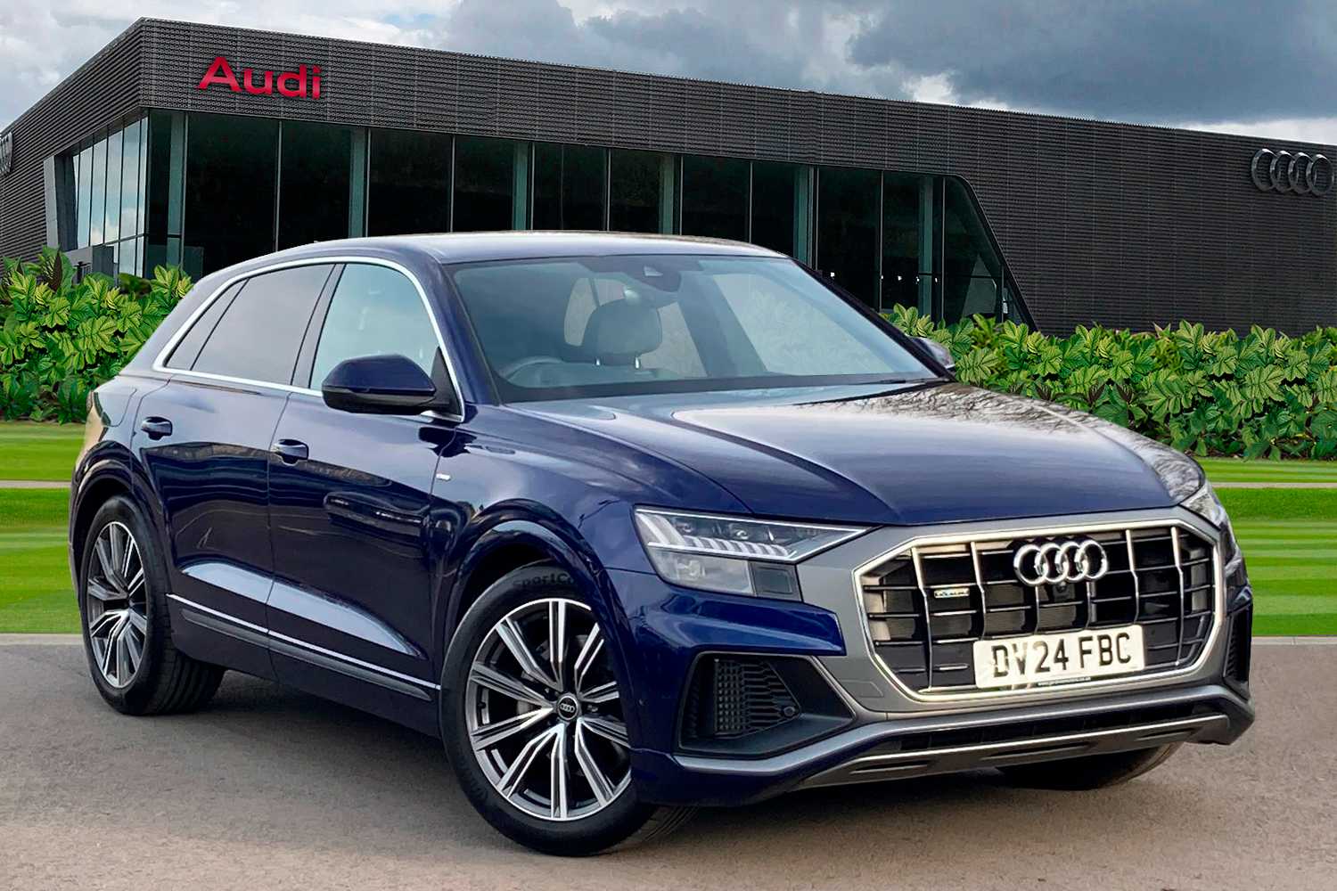 Main listing image - Audi Q8