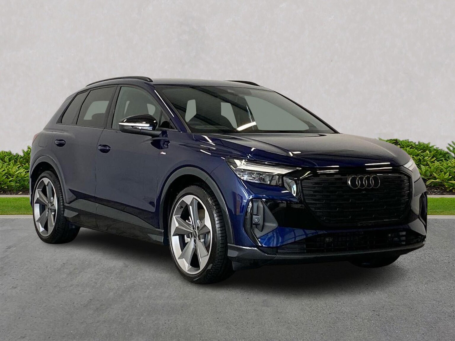 Main listing image - Audi Q4