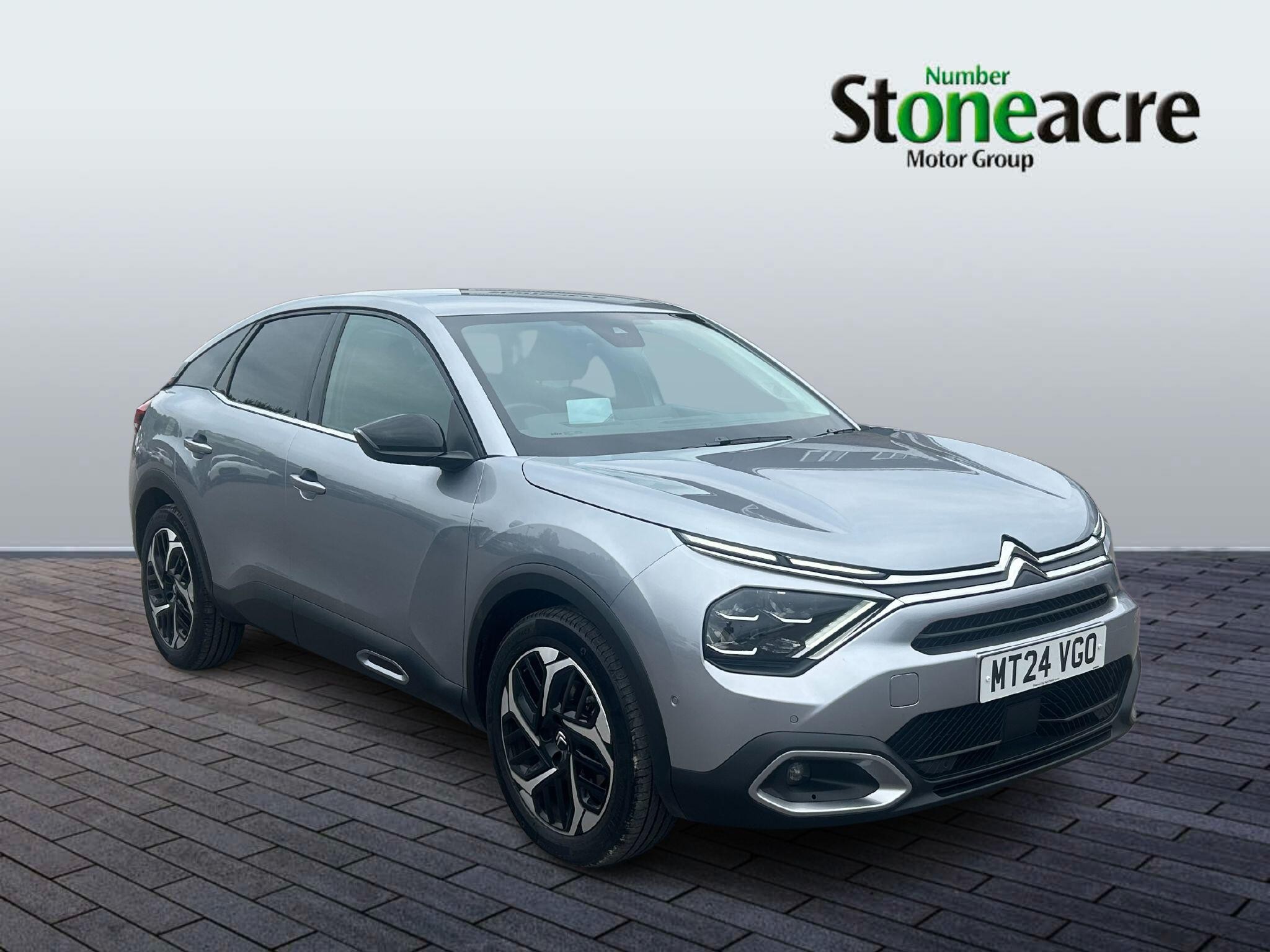 Main listing image - Citroen C4