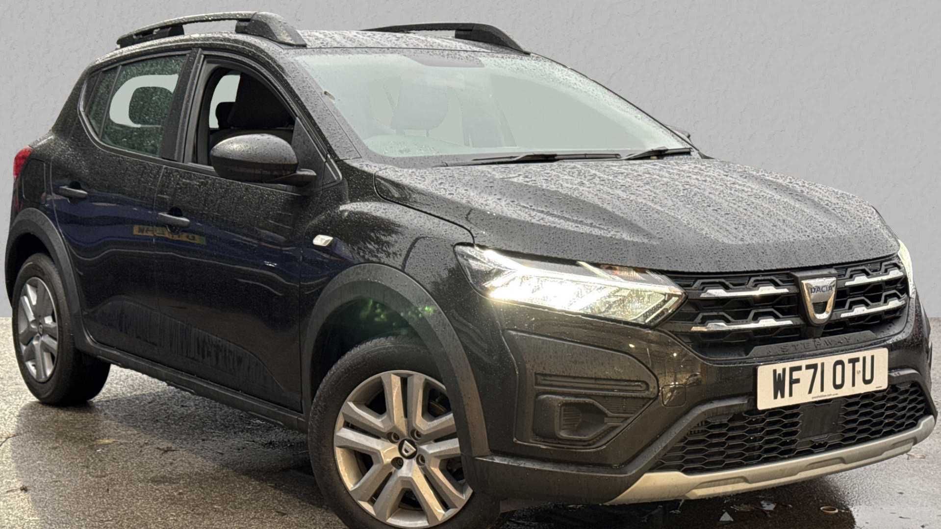 Main listing image - Dacia Sandero Stepway