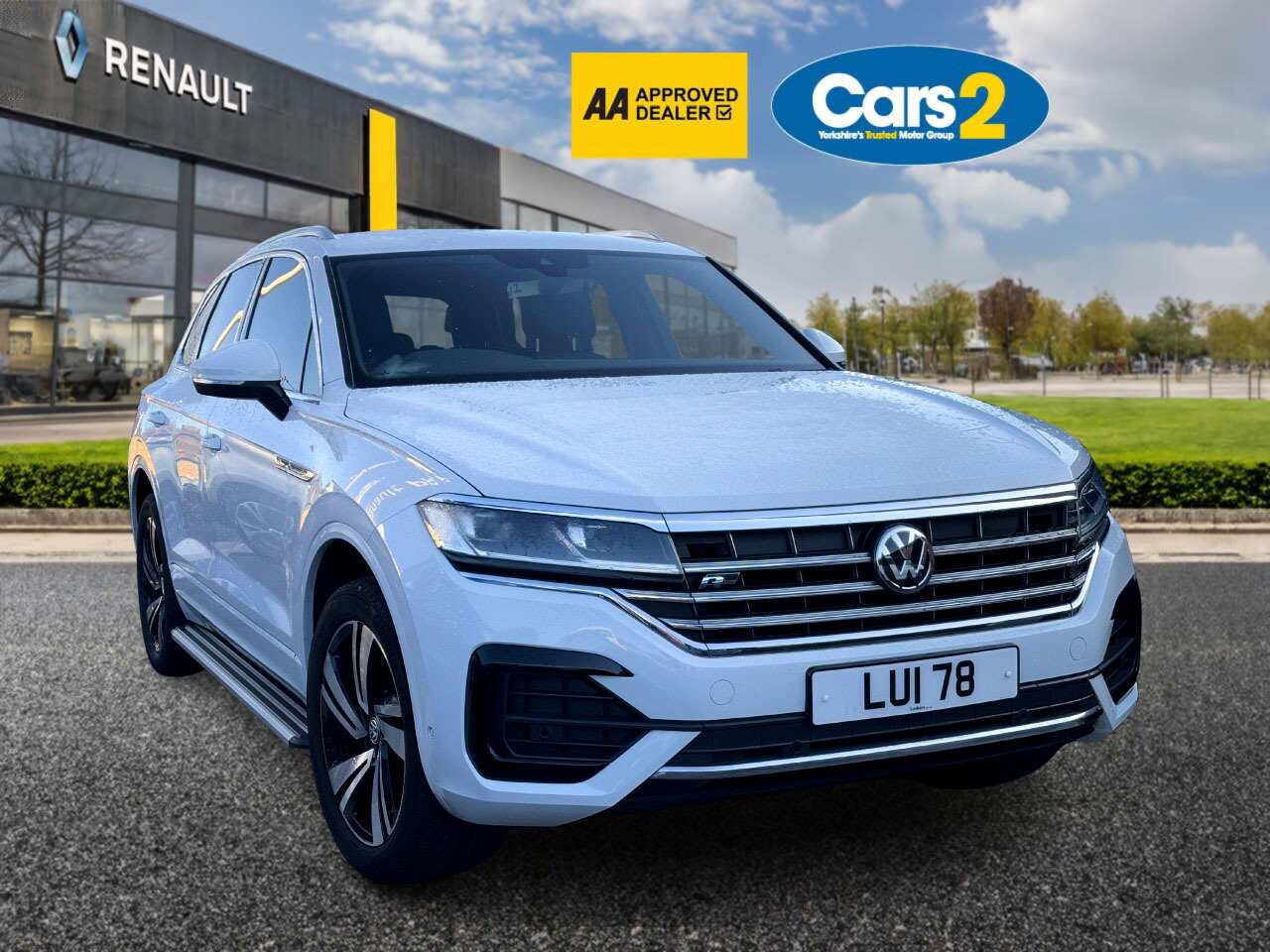 Main listing image - Volkswagen Touareg