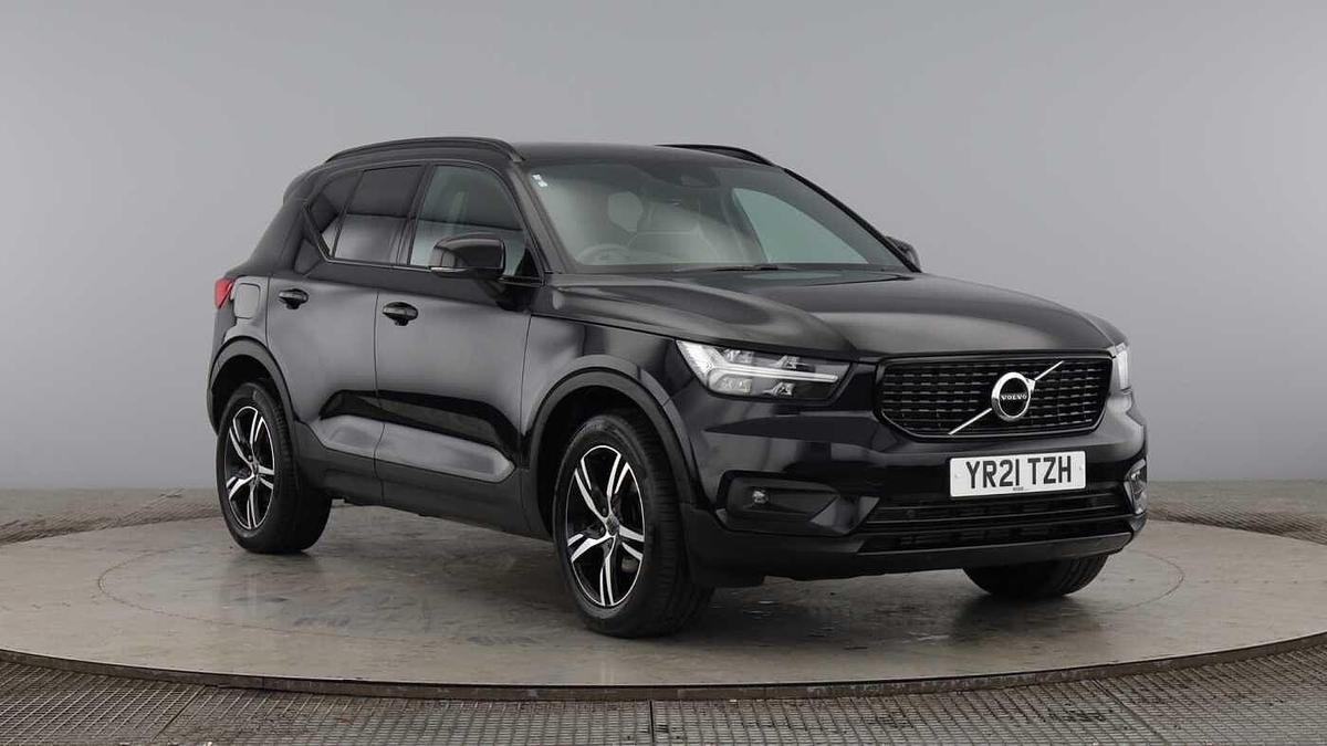 Main listing image - Volvo XC40