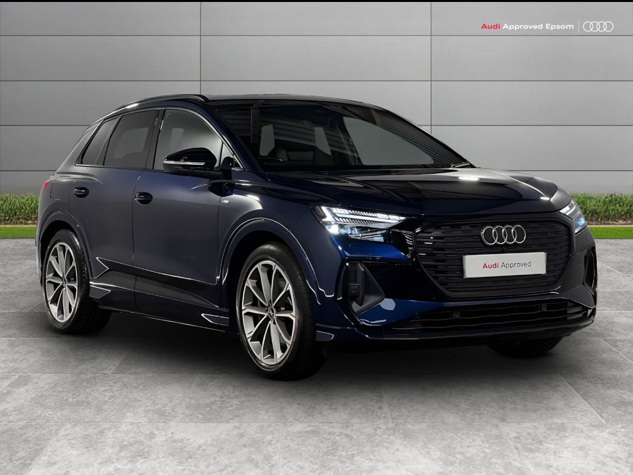 Main listing image - Audi Q4