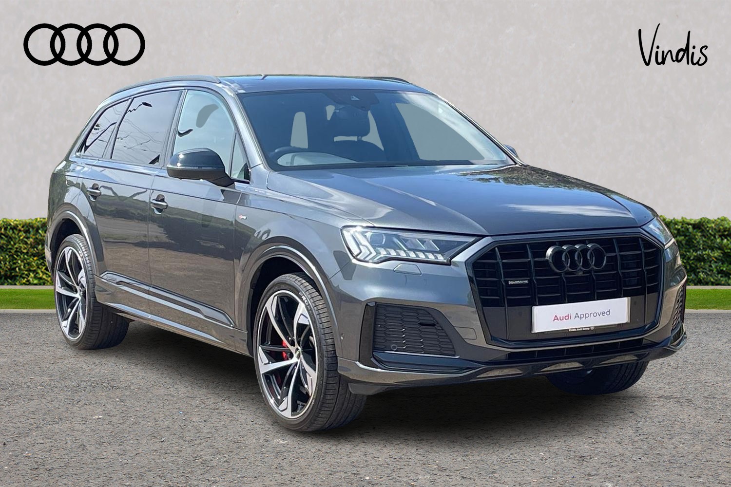 Main listing image - Audi Q7