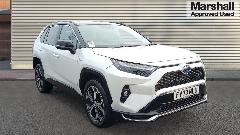 Main listing image - Toyota RAV4