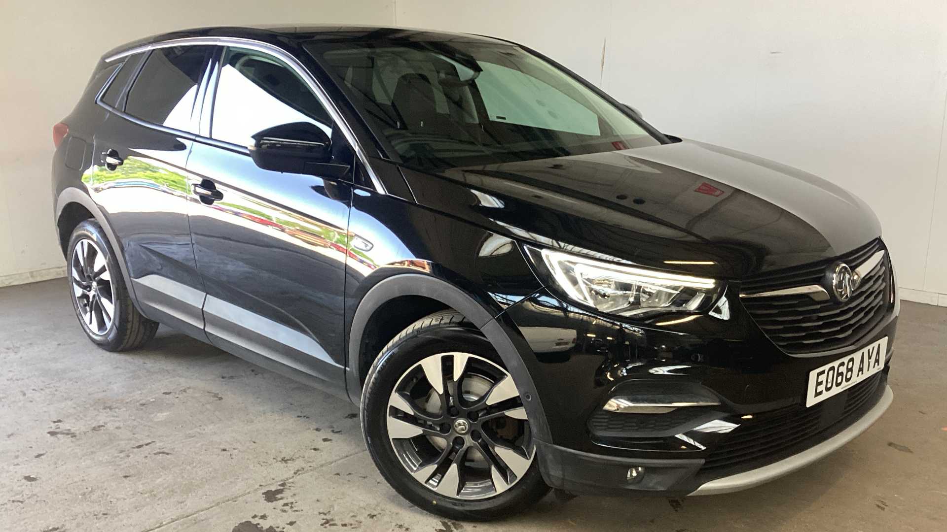 Main listing image - Vauxhall Grandland X