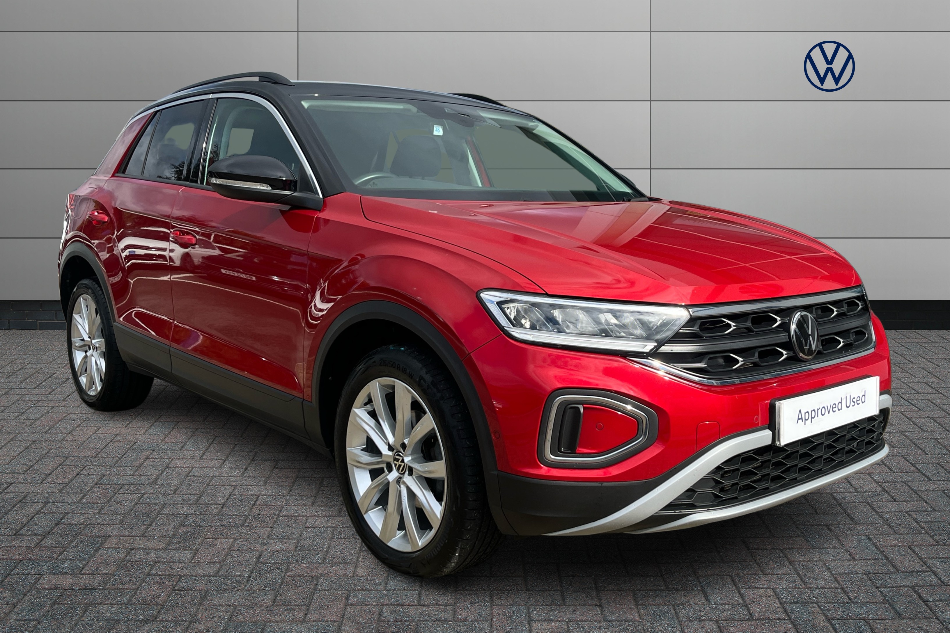 Main listing image - Volkswagen T-Roc