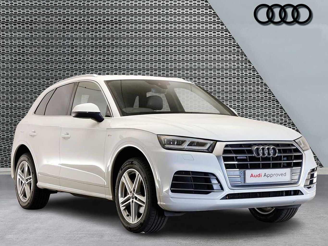 Main listing image - Audi Q5