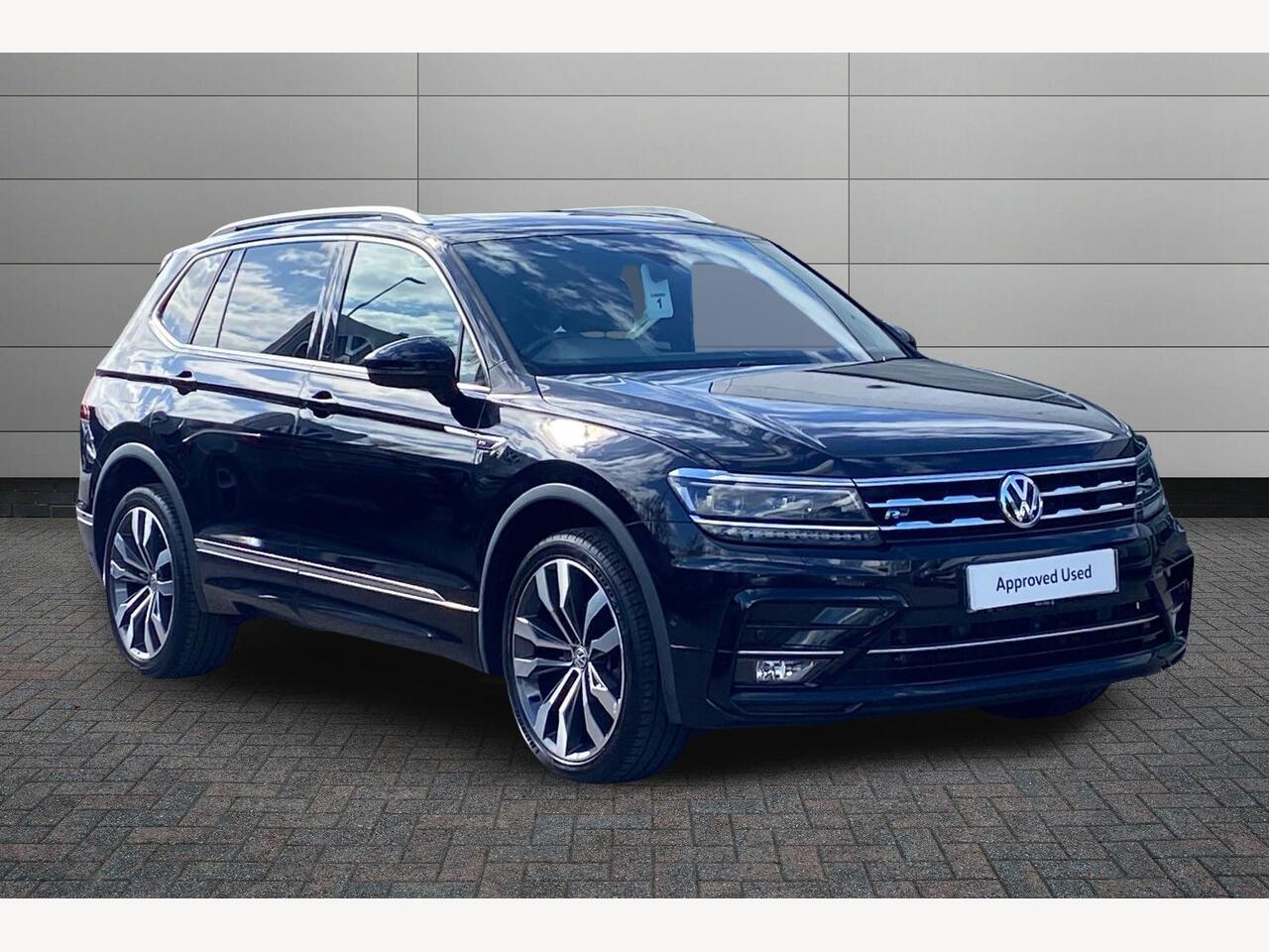 Main listing image - Volkswagen Tiguan Allspace