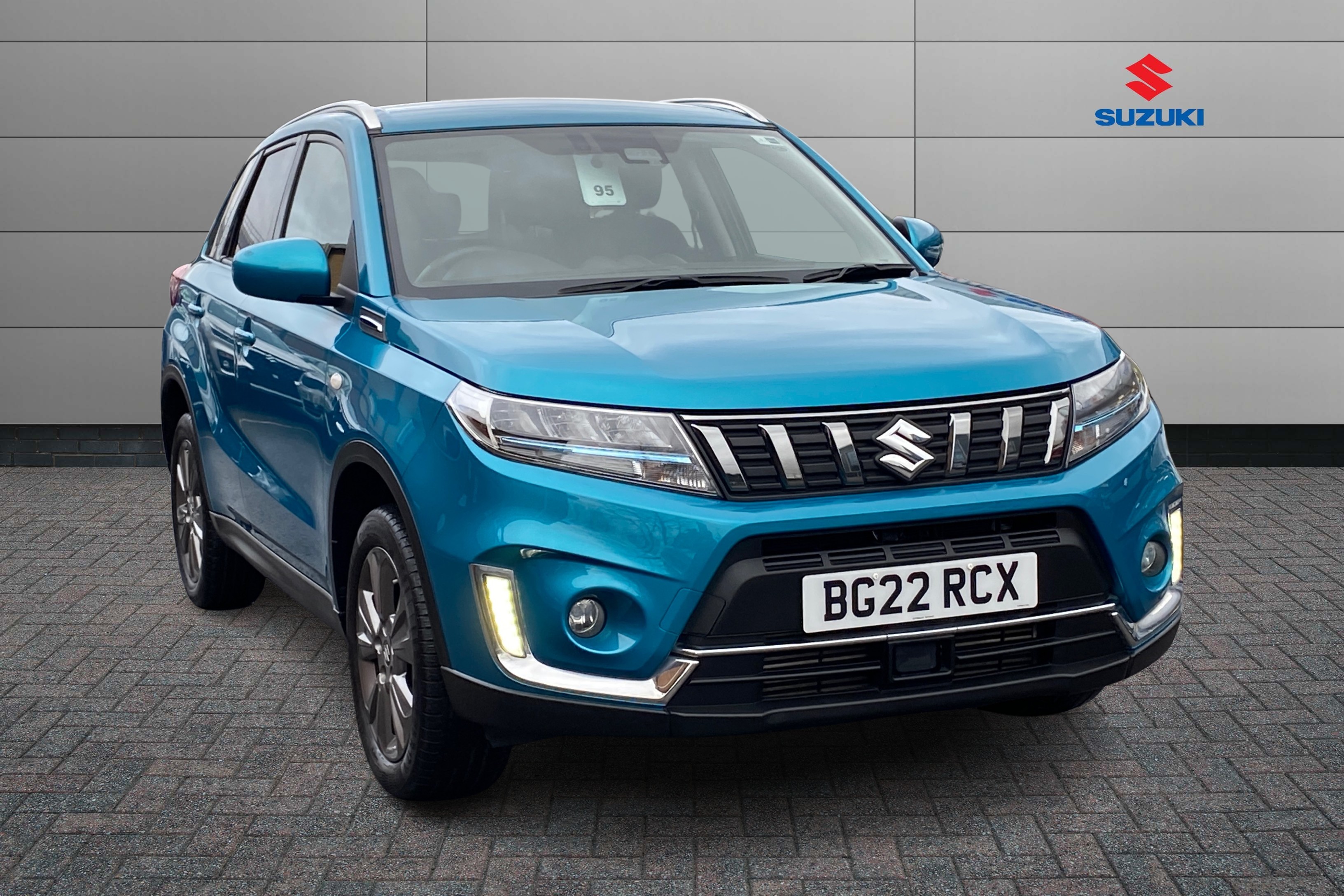 Main listing image - Suzuki Vitara