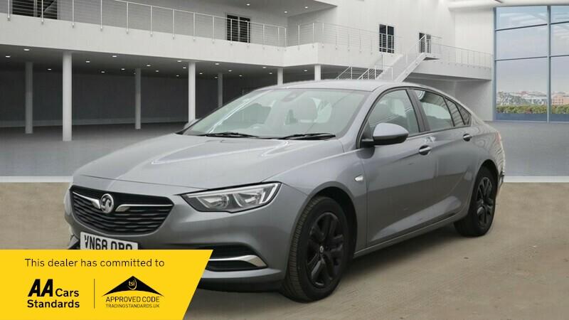 Main listing image - Vauxhall Insignia