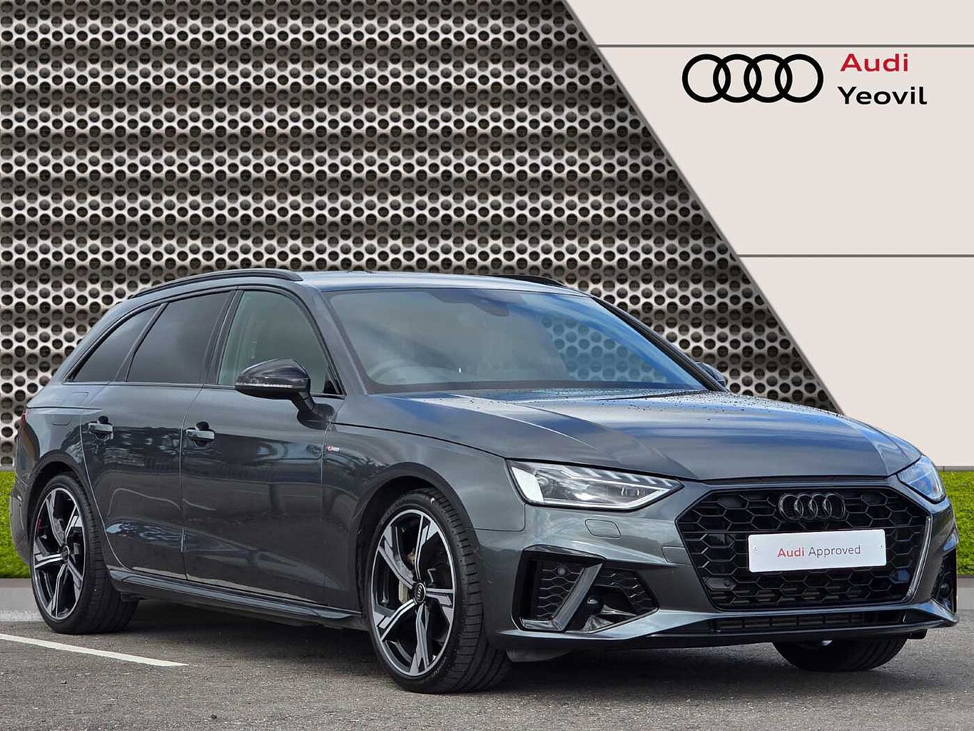 Main listing image - Audi A4 Avant