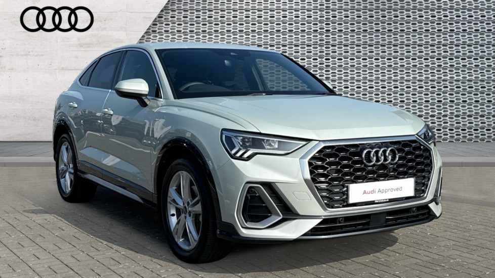 Main listing image - Audi Q3