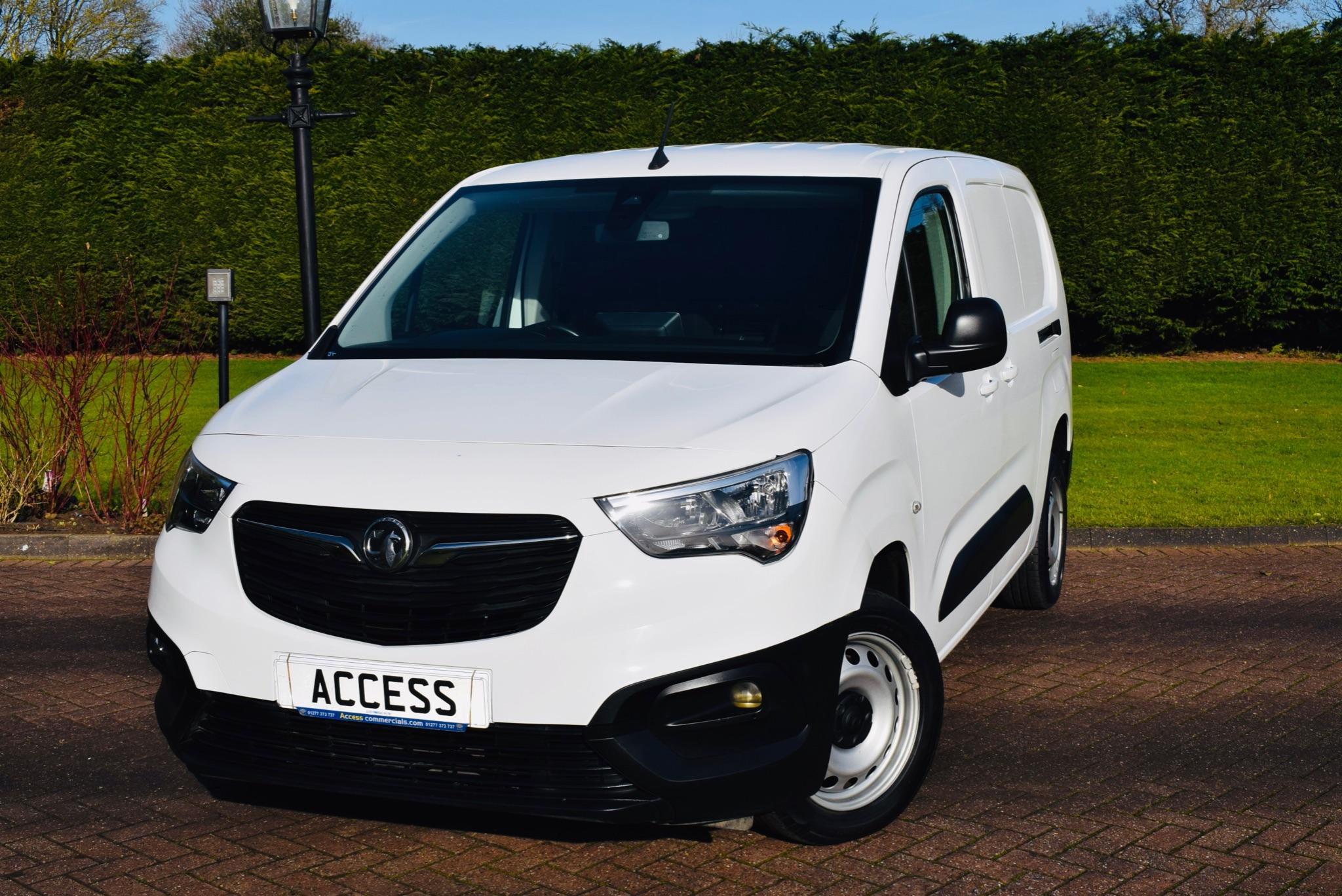 Main listing image - Vauxhall Combo Cargo