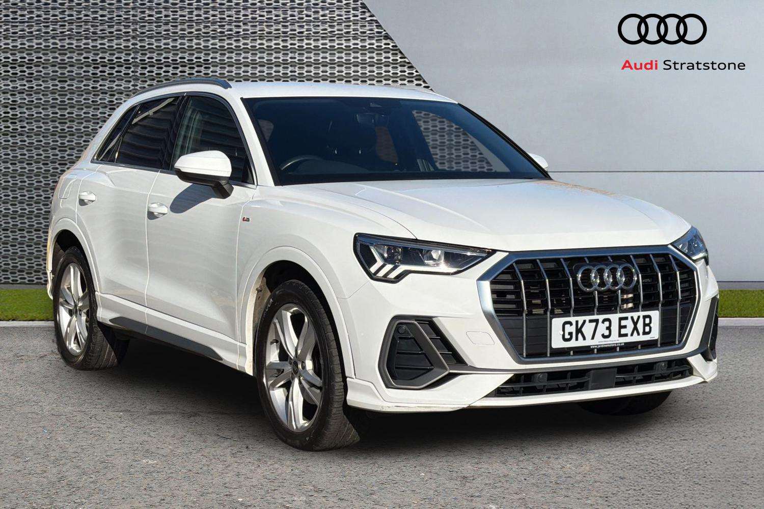 Main listing image - Audi Q3