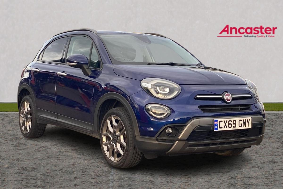 Main listing image - Fiat 500X