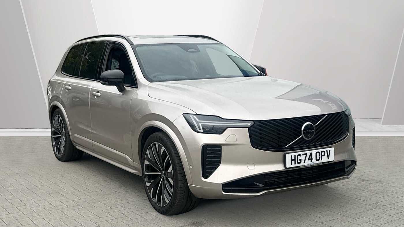 Main listing image - Volvo XC90