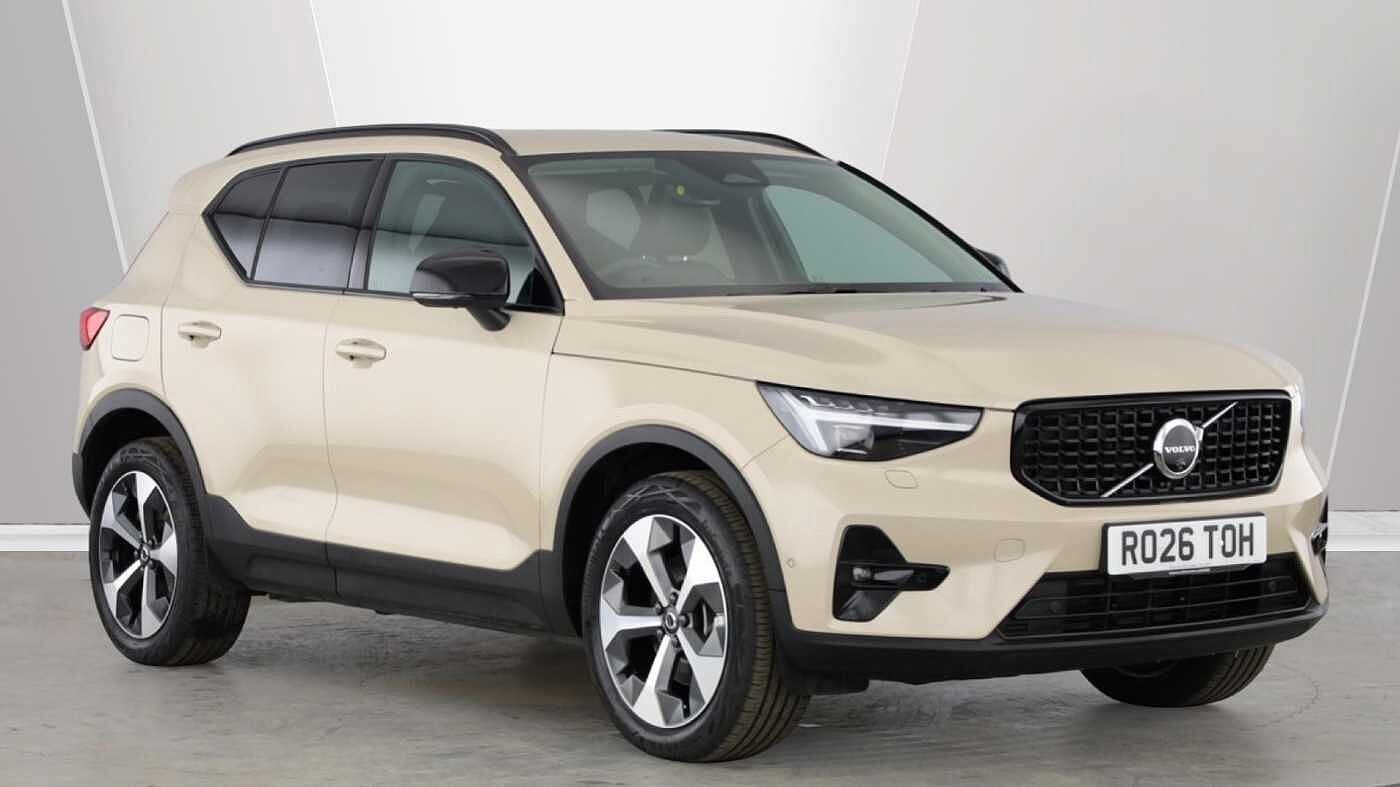 Main listing image - Volvo XC40