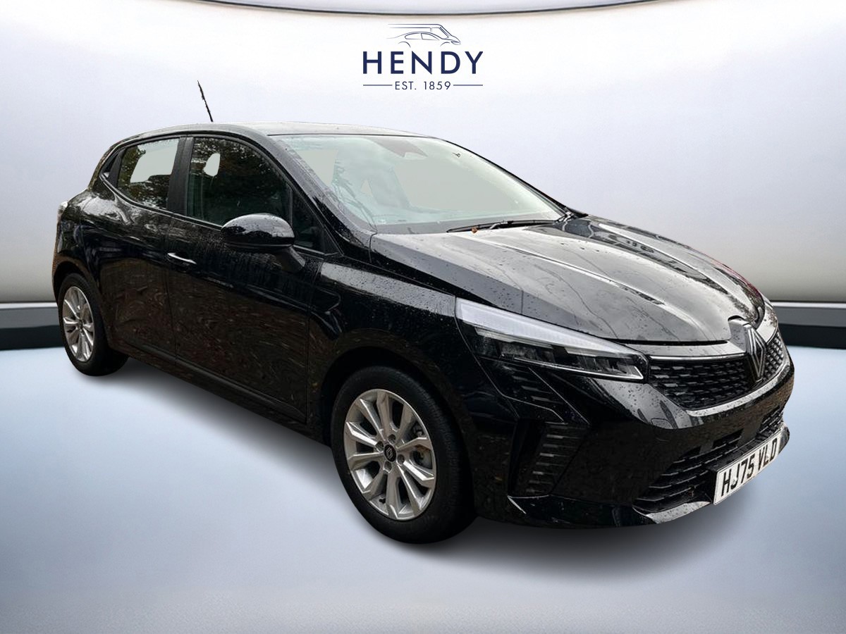 Main listing image - Renault Clio