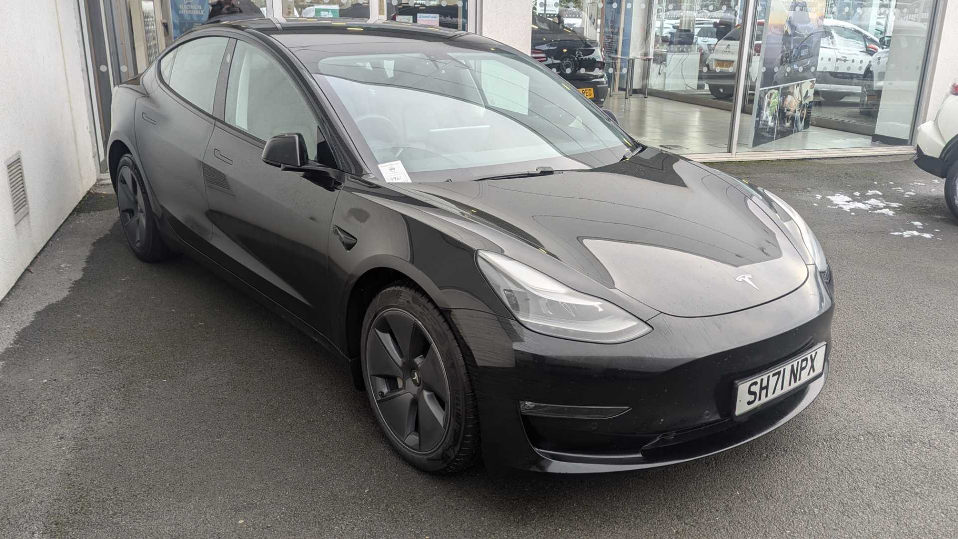 Main listing image - Tesla Model 3