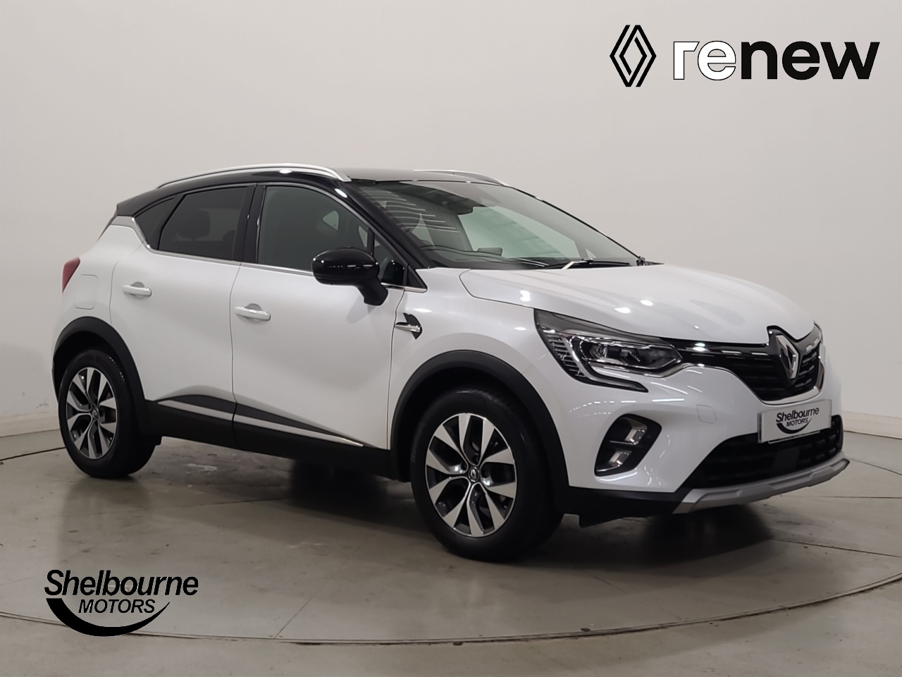 Main listing image - Renault Captur