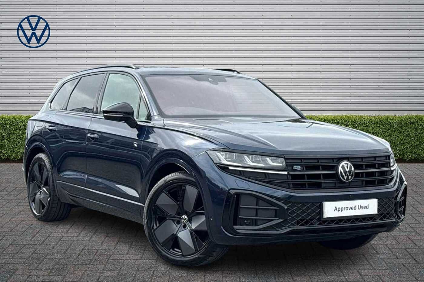 Main listing image - Volkswagen Touareg