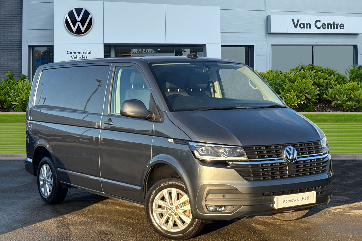 Main listing image - Volkswagen Transporter