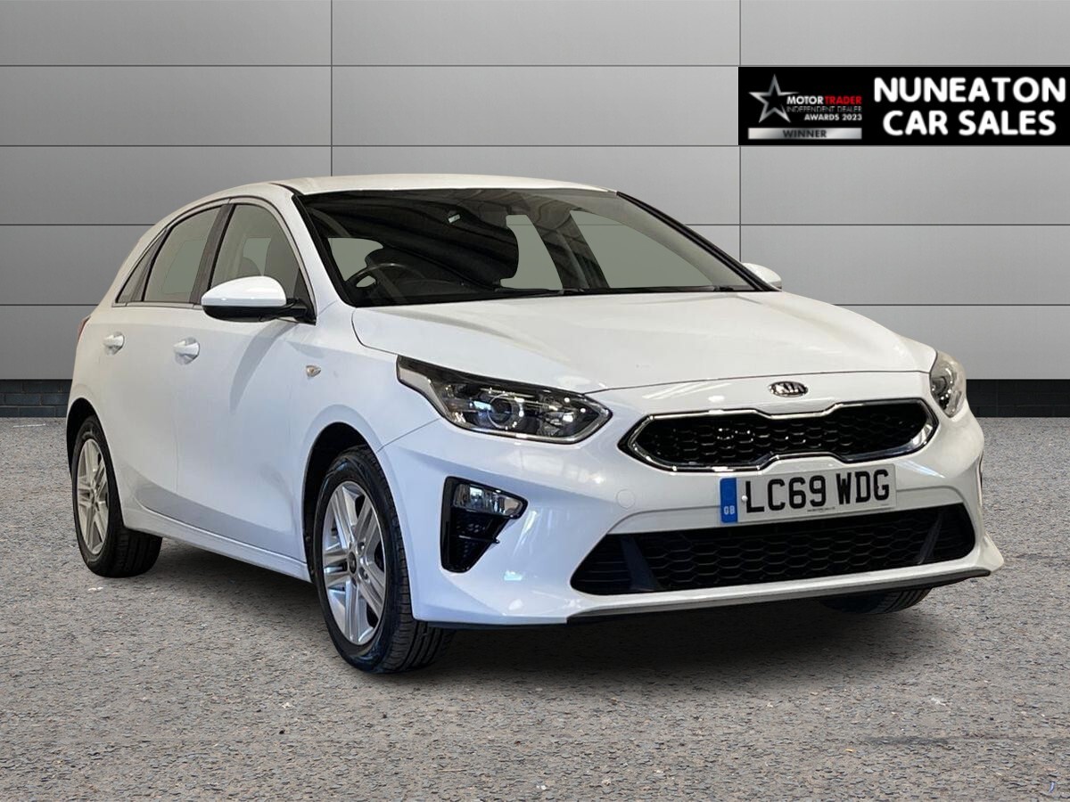 Main listing image - Kia Ceed