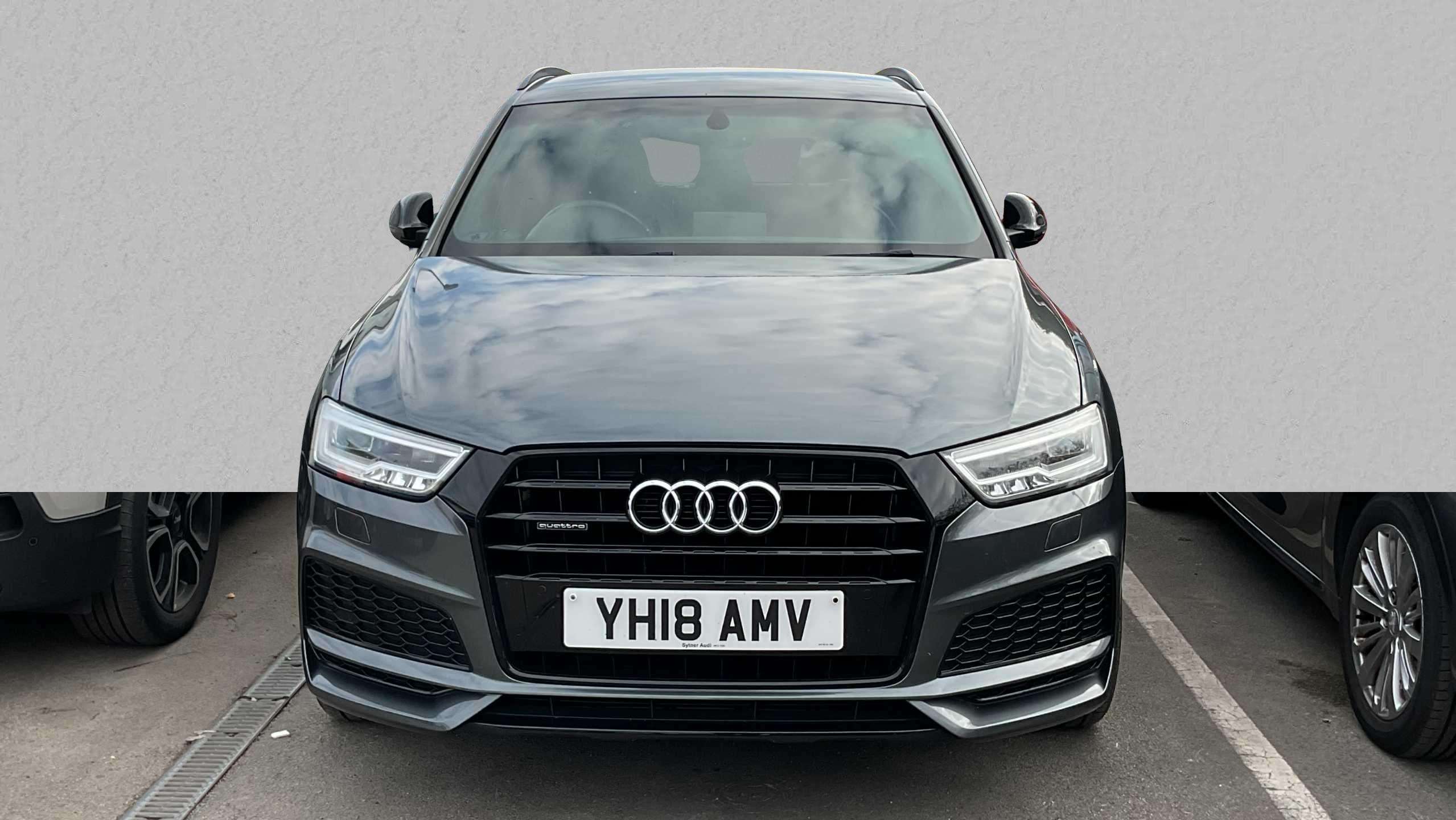 Main listing image - Audi Q3