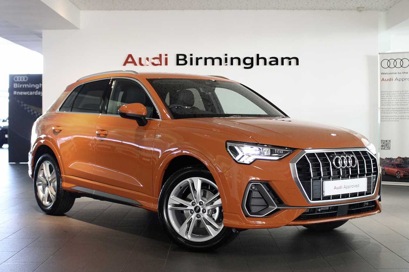 Main listing image - Audi Q3