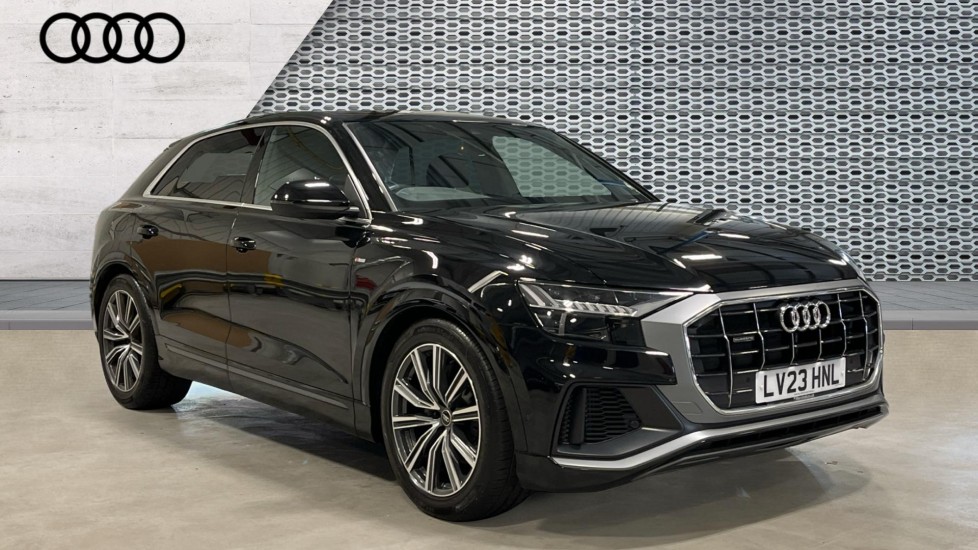 Main listing image - Audi Q8