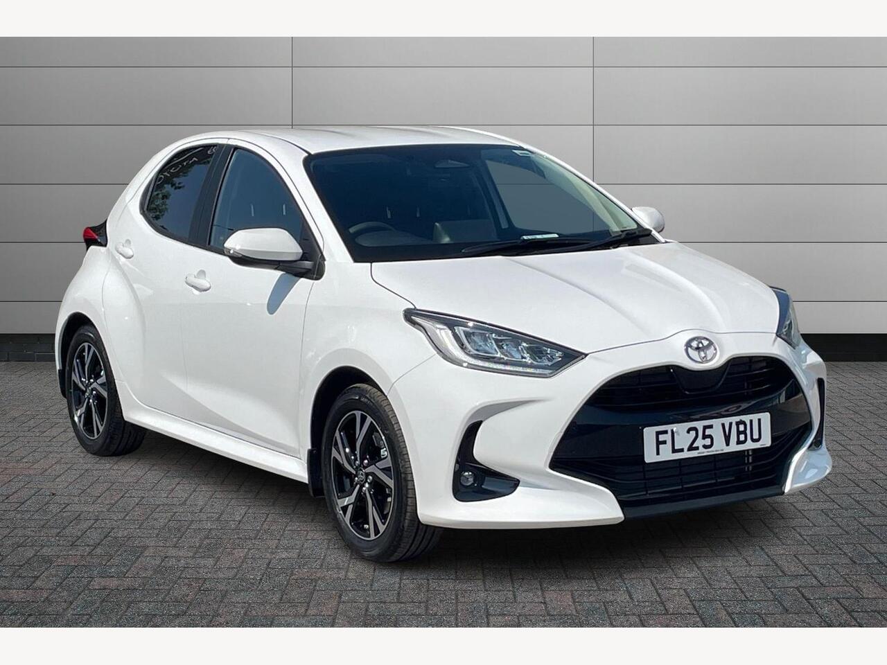 Main listing image - Toyota Yaris
